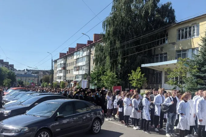 У Луцьку відбувається інавгурація першокурсників Лесиного вишу (фото, відео)