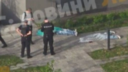 Трагедія у Львові: хлопець та дівчина скинулися з даху багатоповерхівки (фото)