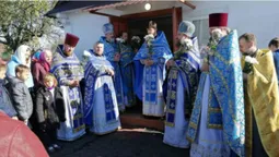 На Волині громада «московського патріархату» після «вигнання» облаштувала собі храм (фото)