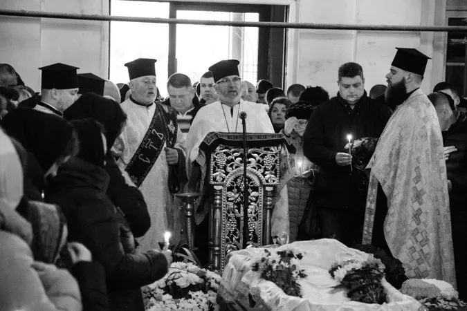 Луцьк плаче: місто прощалося з загиблими Героями