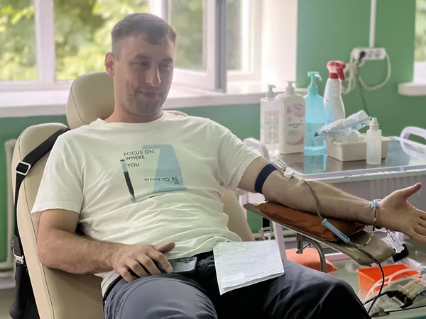 Працівники «Газмережі» здали понад 7 літрів крові для поранених воїнів (фото)