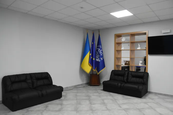 У Луцьку відкрили реконструйований гуртожиток для переселенців (фото)