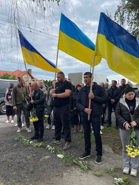 У Підгайцівській громаді в останню путь провели Героя Юрія Пивоварчука (фото)