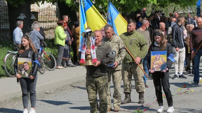 На Волині провели в останню путь Героя Юрія Хвалька (фото)