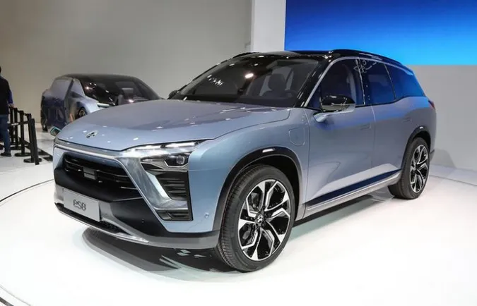 Показали китайського конкурента Tesla (фото, відео)