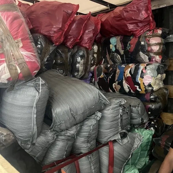 📦 «Секонд-хенд» виявився новим: на «Ягодині» вилучили понад 5 тонн одягу
