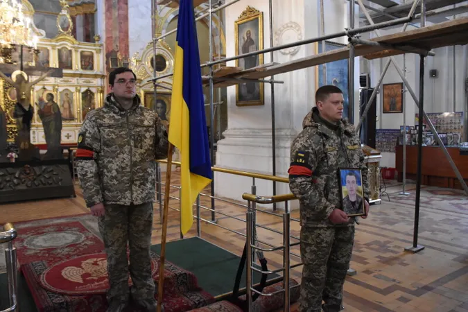 У Луцьку попрощалися із загиблим на війні десантником Артемом Баглайчуком (фото, відео)