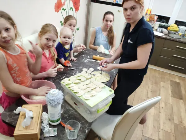 Лучанка Ольга Наход розповіла, як «вижити» на карантині із п'ятьма дітьми