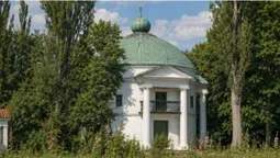 Втрачений шедевр: на березі Горині стояла унікальна каплиця-усипальниця впливового шляхетського роду (фото)