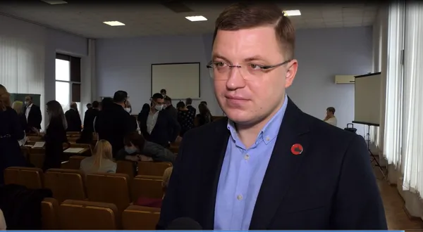 У Луцькій районній раді утворили сім фракцій (ПЕРЕЛІК)