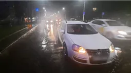 У Луцьку Volkswagen збив 58-річну жінку на переході (фото, відео)