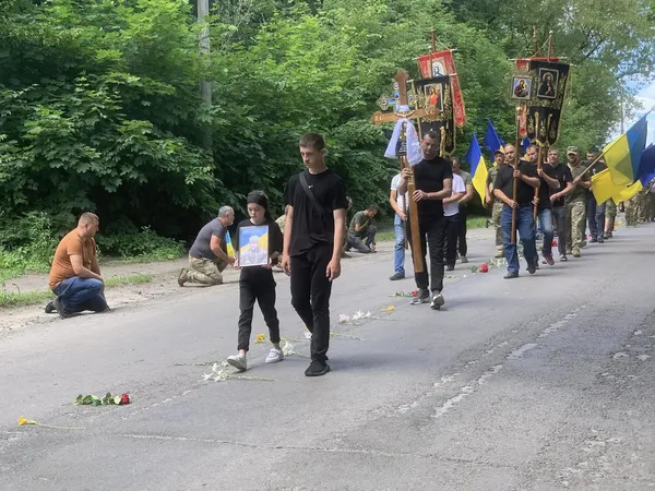Волиняни провели в останню дорогу Героя Мар'яна Куця (фото)