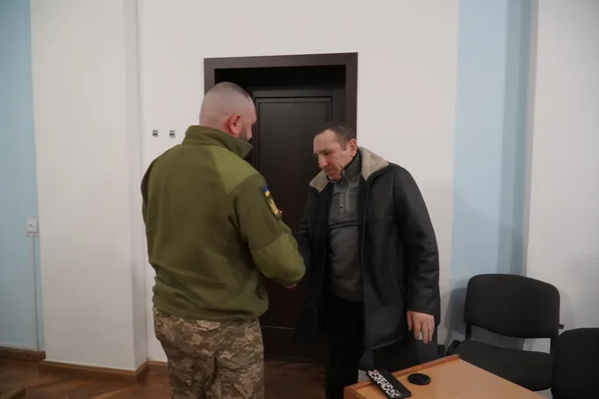 Батьками загиблого волинянина Валерія Мартинюка вручили посмертну нагороду (фото)