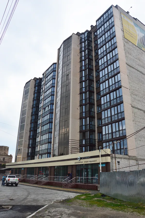 ЖК «Атлант» у Луцьку офіційно відкрив нові апартаменти для власників (фото)*