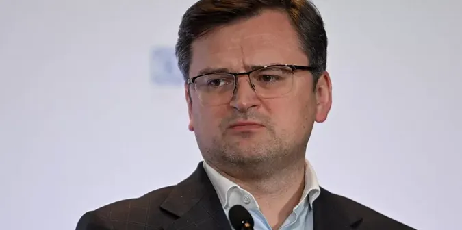 Голову МЗС Дмитра Кулебу покусав собака (фото)