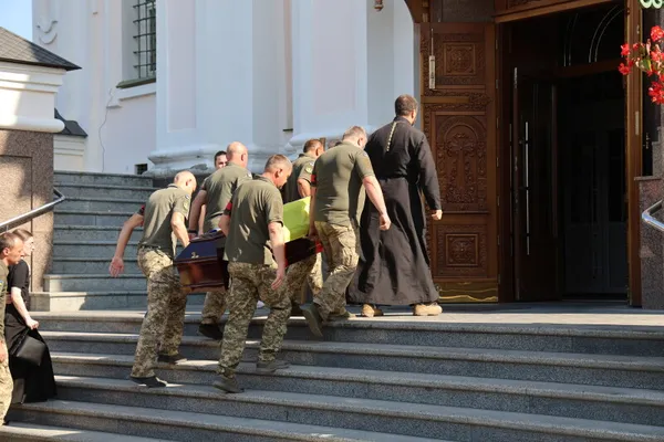 У Луцькій громаді попрощалися із 32-річним захисником Сергієм Черленюком (фото)