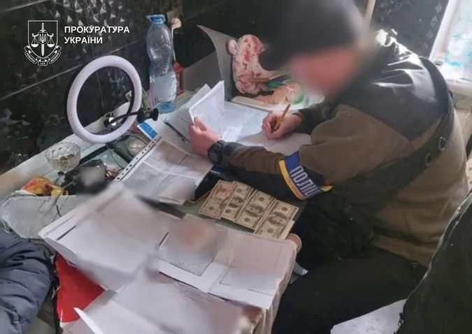 У Луцьку схопили ділків, які штапмували ухилянтам липові відстрочки