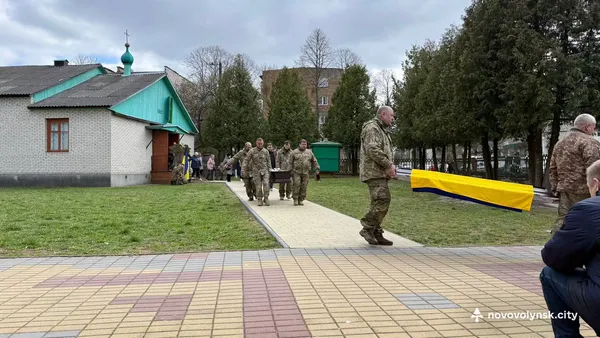 На Волині в останню путь провели Героя Ігоря Медину (фото)