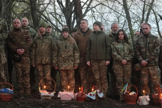 Бійці князівської бригади з Волині відзначили Великдень на фронті (фото)