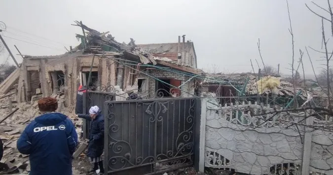 Внаслідок удару по Запоріжжю постраждали четверо: 14 дівчинка – у важкому стані (фото)