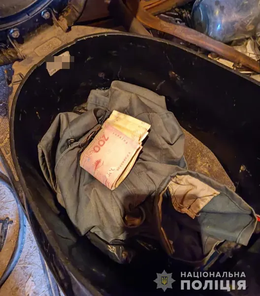 На Волині 17-річний хлопець обікрав школу і аптеку (фото, відео)