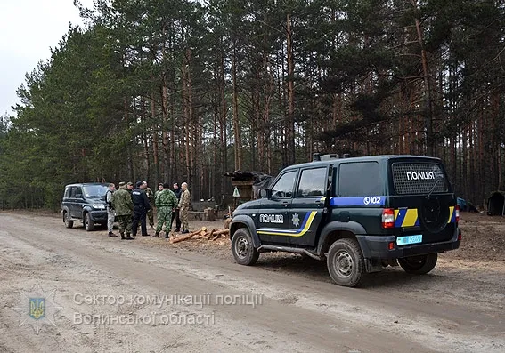  На Волині посилять охорону місць видобутку бурштину (фото)