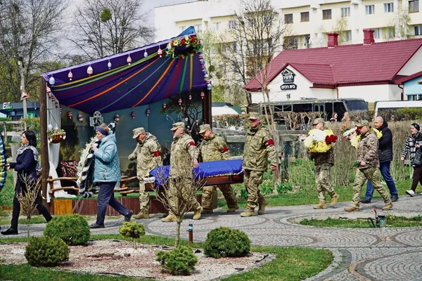 Назавжди 20: у Володимирі попрощалися із юним захисником Миколою Адамчуком (фото)