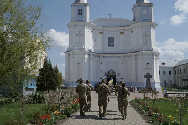 На Волині попрощалися з молодим захисником Любомиром Картишевим (фото)