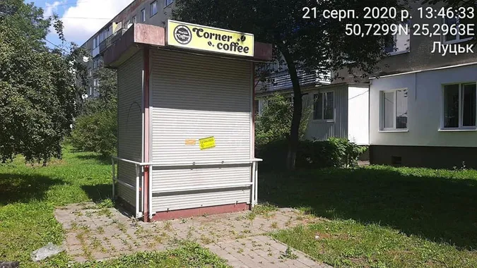 Муніципали знайшли в Луцьку кіоски без документів і хочуть їх демонтувати (список, фото)