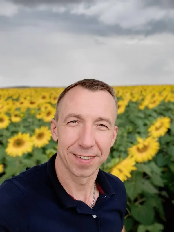 Втратив 300 гектарів в окупації та вирощує ягоди на Волині: історія агронома з Харківщини (фото)
