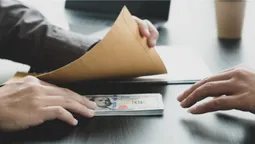 Україна опустилася на 122 місце в рейтингу сприйняття корупції (фото, відео)