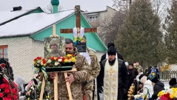 Гірка втрата для громади: на Волині попрощалися із Дмитром Назаровським (фото)