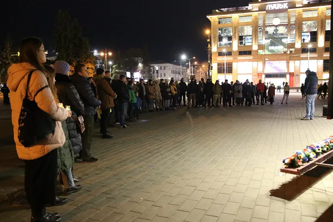 У Луцьку вшанували пам'ять Героїв Небесної Сотні (фото)