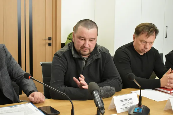 Погуляйко обговорив з керівниками волинських медзакладів проблеми харчування військових