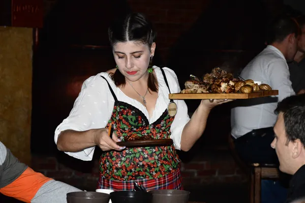 Нове пиво, «Жуліки» та конкурси: Octoberfest по-Карабасівськи