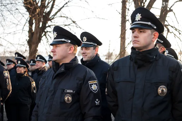 Волинські патрульні відсвяткували 4 річницю із новими званнями та подяками (фото)