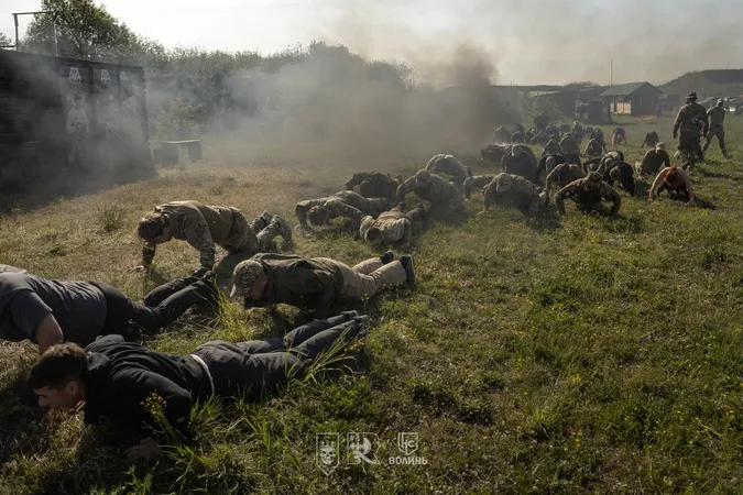 Стрільба, дрони і такмед: луцький «Любарт» провів військовий вишкіл (фото)