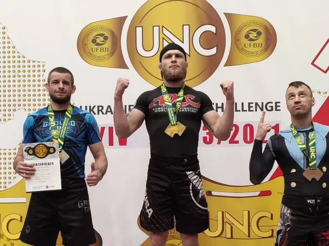 Борець луцького спортклубу привіз нагороди із міжнародних чемпіонатів (фото)