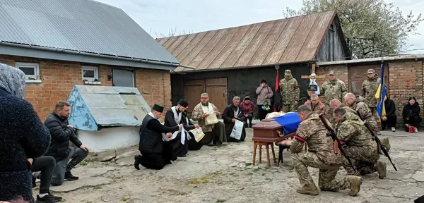 На Волині в останню дорогу провели Захисника Миколу Андрійчука (фото)