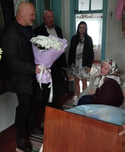 На Волині довгожителька відсвяткувала 108-річчя (фото)