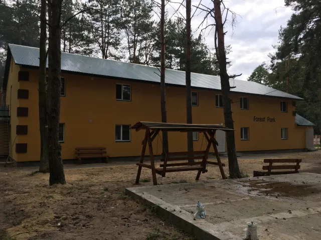 100 метрів до озера: на Світязі продають базу відпочинку (фото)