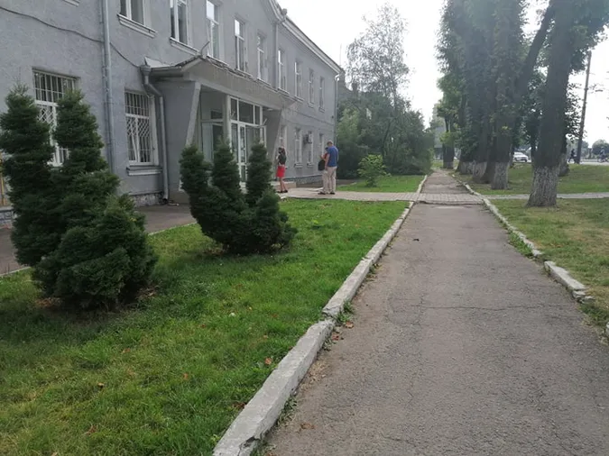 Без направлення: як та за скільки тестують на COVID-19 у лабораторному центрі Луцька