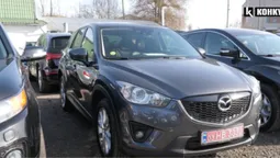 Свіжі ціни: скільки коштує Mazda на луцькому автобазарі (відео)