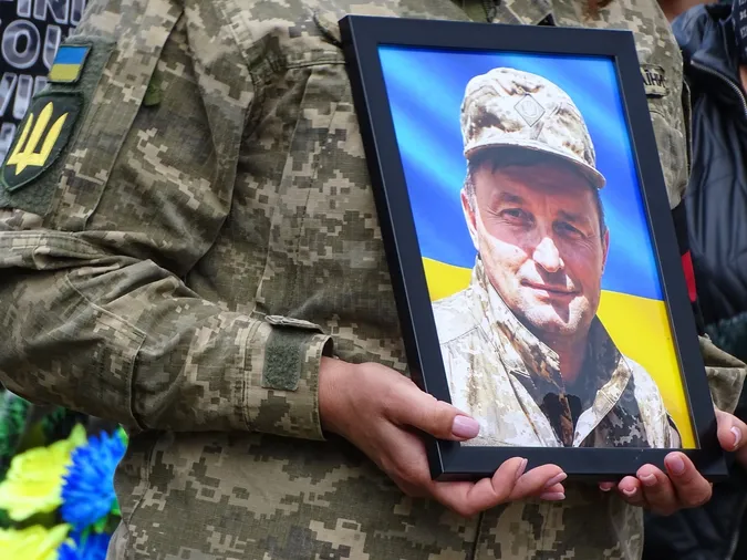 Турійщина попрощалася із Захисником України Валерієм Кікавським