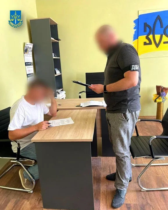 На Волині підполковник «погорів» на закупівлі армійських ліжок (фото)