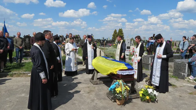 На Волині провели в останню путь Героя Юрія Хвалька (фото)