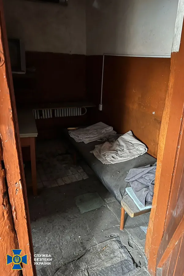 На деокупованій Харківщині виявили ще одну катівню рашистів (фото)