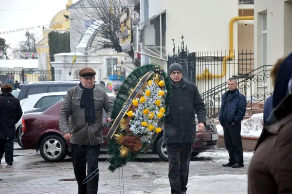...трохи раніше за голову прибули працівники Волинської ОДА...