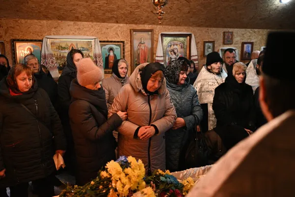 У селі біля Луцька попрощались із полеглим захисником Олександром Гавришем (фото)