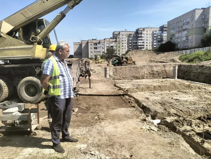 У Нововолинську зводять дві багатоповерхівки для переселенців: хто отримає житло (фото, відео)